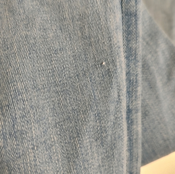 Abercrombie and Fitch Women's High Rise Super Skinny Light Blue Jeans - Picture 4 of 7